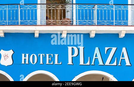 Hotel in stile coloniale di Cuba: stile coloniale Hotel Encanto Plaza in Sancti Spiritus. Hotel Encanto Plaza, costruito nel 1843, è un centro culturale e archi Foto Stock