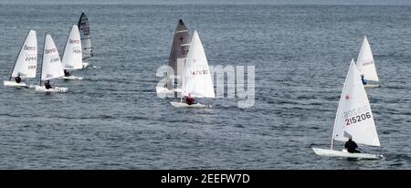 Inizio della gara di vela Dinghy a North Berwick Foto Stock