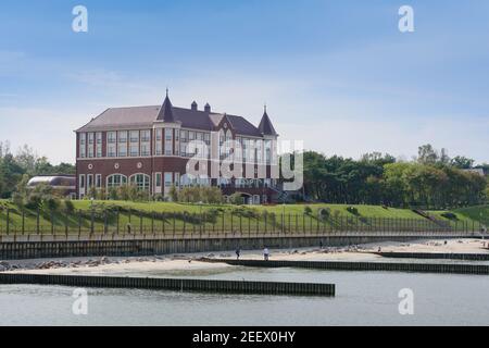 Pionersky, Regione di Kaliningrad, Russia - Settembre 2020: Il Palazzo di Yantar è la residenza di stato del presidente della Russia sulle rive del Mar Baltico. Foto Stock