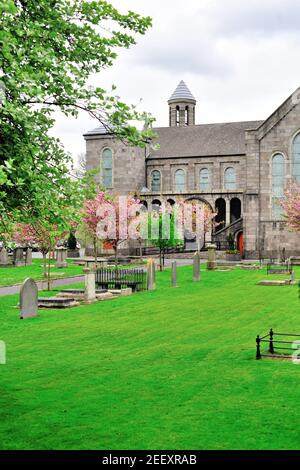 Dublino, Irlanda. Cimitero presso la Chiesa del Sacro cuore di Dublino. Foto Stock