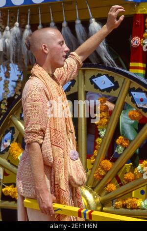 Hare Krishna Festival dei carri al lungomare di Venezia intorno agli anni '80. Foto Stock