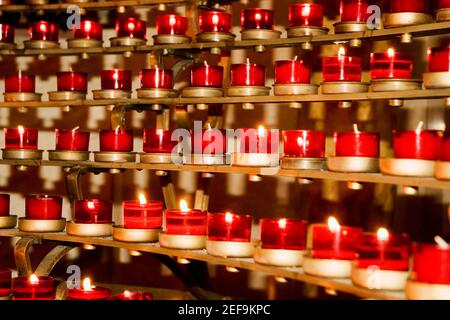 Close-up di candele accese Foto Stock