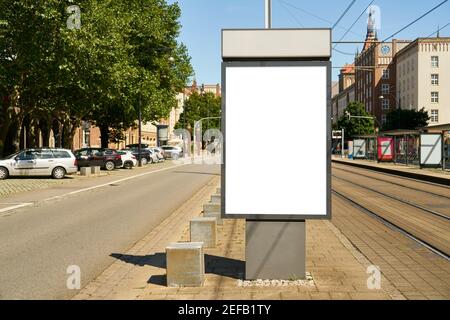 Empty City Light Poster (CLP) Mock-Up Template su strada a Rostock, Germania Foto Stock