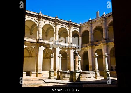 Portici di un art museum, Santo Domingo, Oaxaca, Stato di Oaxaca, Messico Foto Stock