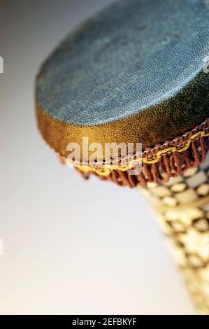 Primo piano del tamburo di bongo Foto Stock