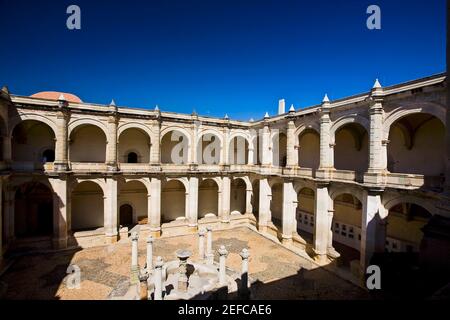 Portici di un art museum, Santo Domingo, Oaxaca, Stato di Oaxaca, Messico Foto Stock