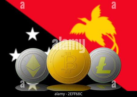 Tre criptovalute Bitcoin Ethereum e Litecoin con bandiera Papua Nuova Guinea sullo sfondo. Foto Stock