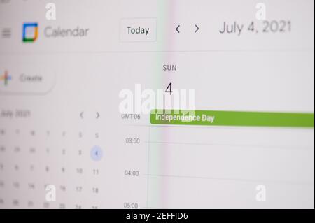New york, USA - 17 febbraio 2021: Giorno dell'indipendenza 4 luglio su google calendario sullo schermo del portatile vista ravvicinata. Foto Stock