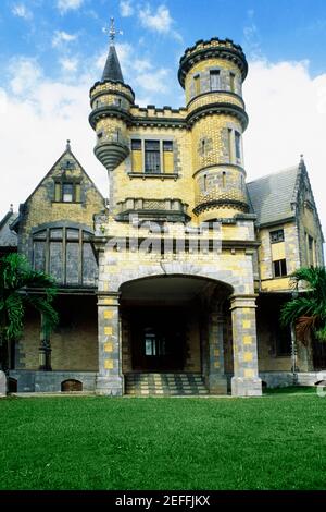 Vista frontale del Castello di StohlmeyerÅ½s, Porto di Spagna, Trinidad, Caraibi Foto Stock