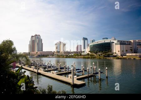 Edifici sul lungomare, Hillsborough River, Tampa, Florida, USA Foto Stock