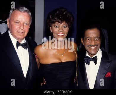 Frank Sinatra, Dionne Warwick Sammy Davis Jr. 1980 Foto di Adam Scull-PHOTOlink.net /MediaPunch Foto Stock