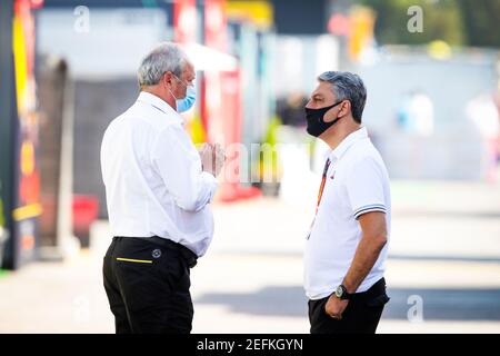 STOLL Jerome (fra), presidente della Renault F1, DE MEO Luca (spa), amministratore delegato del Gruppo Renault, ritratto durante la Formula 1 Aramco Gran Premio De Espana 2020, Gran Premio di Spagna, dal 14 al 16 agosto 2020 sul circuito di Barcellona-Catalunya, a Montmelo, vicino Barcellona, Spagna - Foto Florent Gooden / DPPI Foto Stock