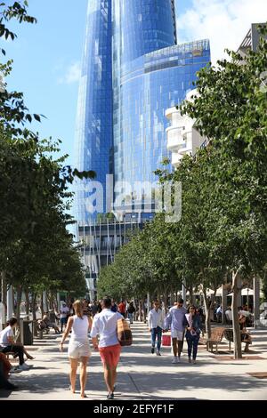 14 febbraio 2021 - Sydney Australia. Hotel/casinò Crown Sydney recentemente completato a Barangaroo. Foto Stock