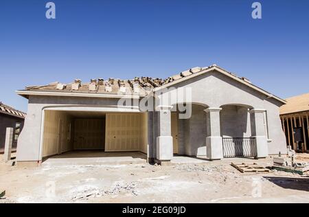 Nuova casa in costruzione dopo la fase di stucco Foto Stock