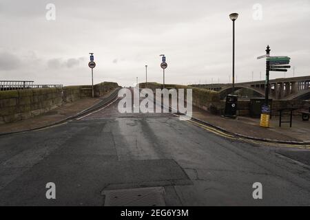 Sulla strada per il Royal Tweed Bridge Foto Stock