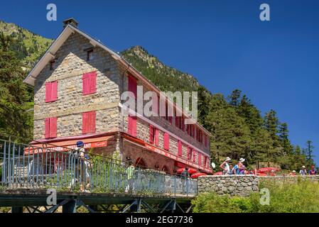 Pont d'Espagne in estate (Cauterets, Parco Nazionale dei Pirenei, Francia) ESP: Pont d'Espagne en verano (Cauterets, Parque Nacional de los Pirineos) Foto Stock