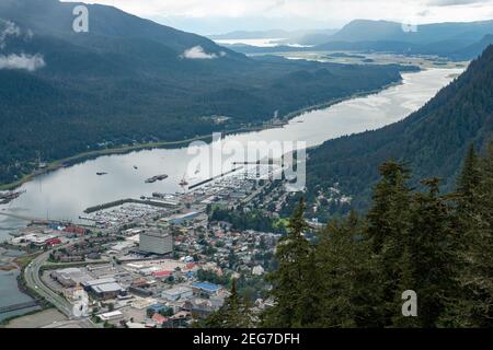 Mt. La funivia Roberts offre panorami panoramici del porto di Juneau Foto Stock