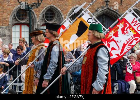 La processione annuale del sangue Santo, Heilig Bloedprocessie, a Bruges, Belgio Foto Stock