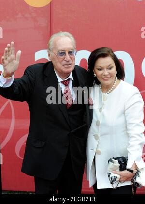 Monaco, Germania. 15 maggio 2009. 10 anni fa, il 20 febbraio 2011, sono morti Helmut Ringelmann, Helmut RINGELMANN (produttore) e sua moglie Evelyn OPELA. Premio TV bavarese 2009 - tappeto rosso, tappeto rosso, 15 maggio 2009. | utilizzo in tutto il mondo credito: dpa/Alamy Live News Foto Stock