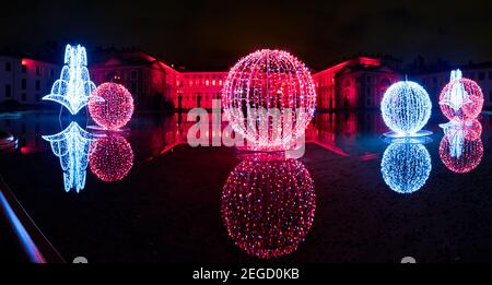 Installazione di arte leggera per Natale alla Villa reale di Monza, Lombardia, Italia Foto Stock