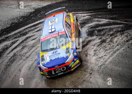 25 Jari HUTTUNEN (fin), Mikko LUKKA (fin), Hyundai i20 R5, Hyundai Motorsport N WRC 2, azione in occasione dell'ACI Rally Monza 2020, 7° appuntamento del Campionato FIA WRC 2020 dal 3 all'8 dicembre 2020 a Monza, Brianza in Italia - Foto Grégory Lenenmand / DPPI Foto Stock