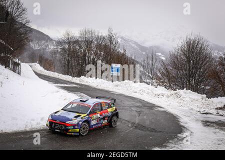 25 Jari HUTTUNEN (fin), Mikko LUKKA (fin), Hyundai i20 R5, Hyundai Motorsport N WRC 2, azione in occasione dell'ACI Rally Monza 2020, 7° appuntamento del Campionato FIA WRC 2020 dal 3 all'8 dicembre 2020 a Monza, Brianza in Italia - Foto François Flamand / DPPI Foto Stock