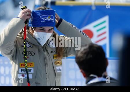 Cortina (BL, Italia. 18 Feb 2021. Cortina (BL), Italia, Olympia delle Tofane, 18 febbraio 2021, Laura Pirovano (ITA) durante i Campionati mondiali DI SCI alpino 2021 FIS - Slalom Gigante - Donne - gara di sci alpino Credit: Francesco Scaccianoce/LPS/ZUMA Wire/Alamy Live News Foto Stock