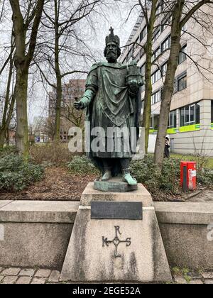 Kaiser Karl der Große, Vater Europas, Gründer Hamburgs, Amburgo, Michaelisstr. / St.-Ansgar „Kleiner Michel", Hamburger – Neustadt, 18.02.2021 Foto Stock