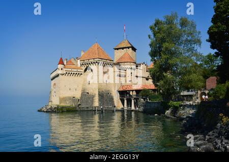 Montreux, Svizzera - 24 agosto 2019. Castello di Chillon sul lungolago Leman (Ginevra), Montreux Riviera, Svizzera. Foto Stock