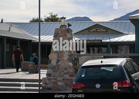 Vista generale delle stovepipe Wells nel Parco Nazionale della Death Valley, Calif, lunedì 15 febbraio 2021.(Dylan Stewart/immagine dello Sport) Foto Stock