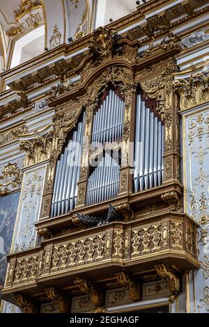 Christian detaill - organo nella chiesa Foto Stock