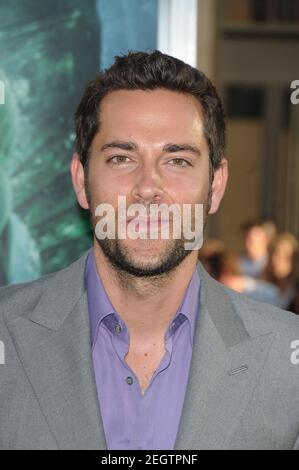 Zachary Levi al GREEN LANTERN Premiere, Grauman's Chinese Theatre, Los Angeles, CA 15 giugno 2011 Foto Stock