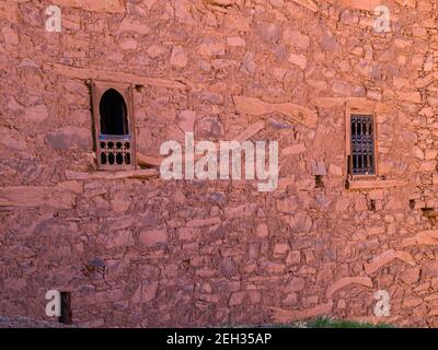 Megdaz, un villaggio berbero tradizionale nella regione di M'Goun delle montagne dell'Atlante del Marocco Foto Stock