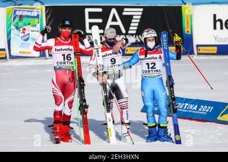 Labirinti, Cortina (BL), Italia. 19 Feb 2021. Mathieu FAIVRE (fra), Luca de ALIPRANDINI (ITA) e Marco SCHWARZ (AUT) durante i Campionati mondiali DI SCI alpino 2021 FIS - Giant Slalom - uomini, gara di sci alpino - Foto Luca Tedeschi/LM Credit: LiveMedia/Alamy Live News Foto Stock