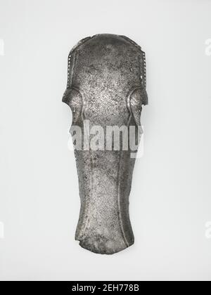 Shaffron (Horse's Head Defense), iraniano, XVI secolo. Foto Stock