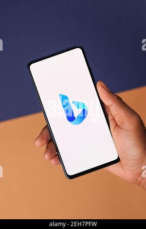 Assam, india - 19 Febbraio 2021 : il logo di Microsoft Bing sull'immagine di riserva dello schermo del telefono. Foto Stock