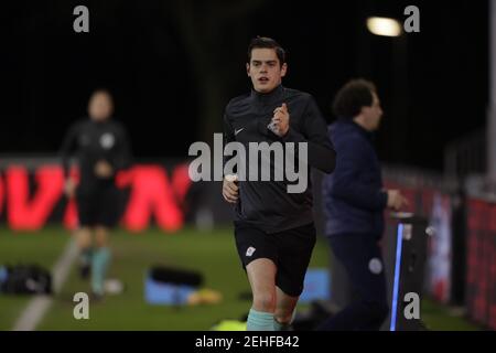 EINDHOVEN, PAESI BASSI - FEBBRAIO 19: Assistente arbitro Kevin Weever durante la partita olandese di Keukenkampioendivisie tra PSV U23 e FC Den Bosch all'indirizzo Foto Stock