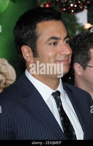 KAL Penn a Very Harold & Kumar 3D Christmas Premiere al Grauman's Chinese Theatre il 11, 2, 2011 a Hollywood, CA Foto Stock