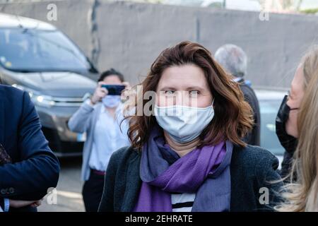 Lione (Francia), 19 febbraio 2021. Visita del Ministro dello Sport, Roxana Maracineanu, e del Ministro della Città, Nadia Hai se, nei locali di t Foto Stock