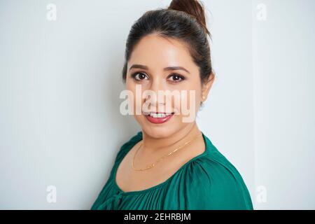 Sorridente ragazza vietnamita Foto Stock
