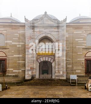 EDIRNE, TURCHIA - 26 GENNAIO 2020: Moschea di Selimiye a Edirne, Turchia. Questa moschea imperiale ottomana è stata progettata da Mimar Sinan. Foto Stock