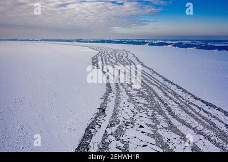 Rompighiaccio ghiaccio sul fiume Vistola vicino a P³ock, 2020-02-18, vista aerea Foto Stock