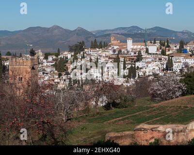 Vista su Granada dall'Alhambra Spagna Europa Foto Stock