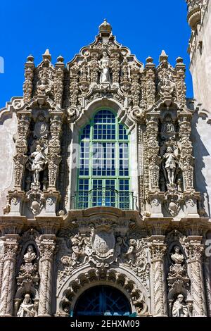 SAN DIEGO, CA - APRILE 4,2014:A Vista della struttura Casa del Prado a Balboa Park a San Diego, California, Stati Uniti d'America. Foto Stock