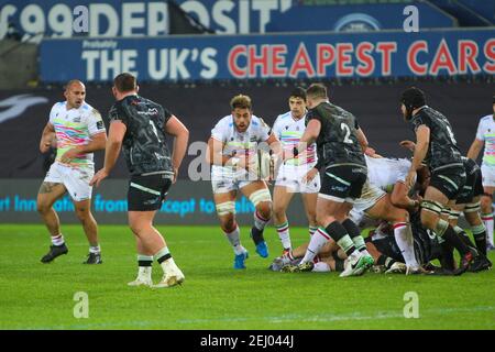 Swansea, Regno Unito. 20 febbraio 2021. Durante la partita Guinness PRO14 tra Ospreys e Zebre al Liberty Stadium di Swansea Wales Credit: SPP Sport Press Photo. /Alamy Live News Foto Stock