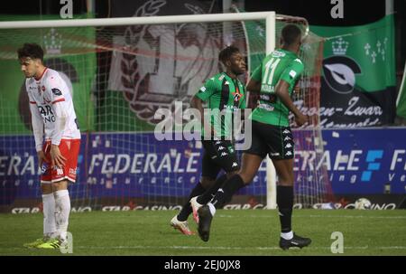 Cercle's Kevin Denkey celebra dopo aver segnato durante una partita di calcio tra Royal Excel Mouscron e Cercle Brugge, sabato 20 febbraio 2021 a Mous Foto Stock