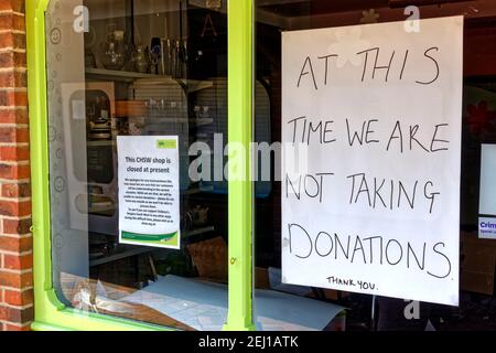 Warminster, Wiltshire / UK - Aprile 22 2020: Il Childrens Hospice South West Charity Shop è chiuso temporaneamente a causa di Covid-19 Coronavirus Foto Stock