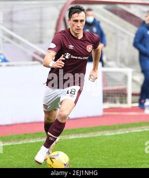 Tynecastle Park, Edimburgo, Scozia. Regno Unito .20- Feb-21. Campionato scozzese Aaron McEneff cuore del Midlothian FC vs Greenock Morton. Credit: eric mcowat/Alamy Live News Foto Stock