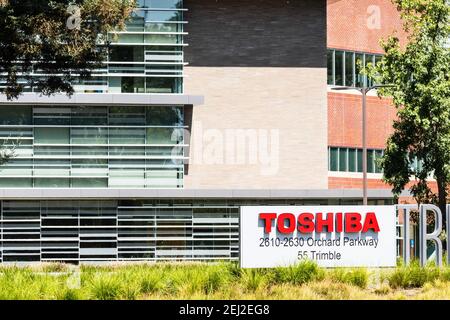 Set 18, 2020 San Jose / CA / USA - Toshiba America componenti elettronici quartier generale in Silicon Valley; Toshiba Corporation è una multinazione giapponese Foto Stock