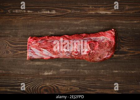 Vista dall'alto dell'arrosto di filetto di manzo fresco crudo Foto Stock